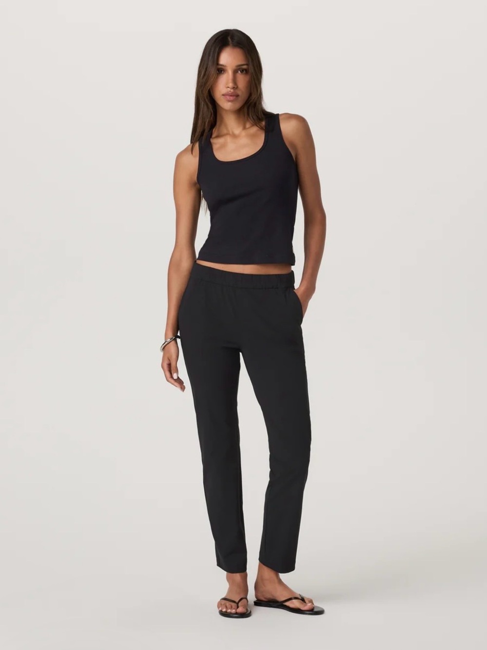 New Vuori Black Miles Ankle Pants Size Large
